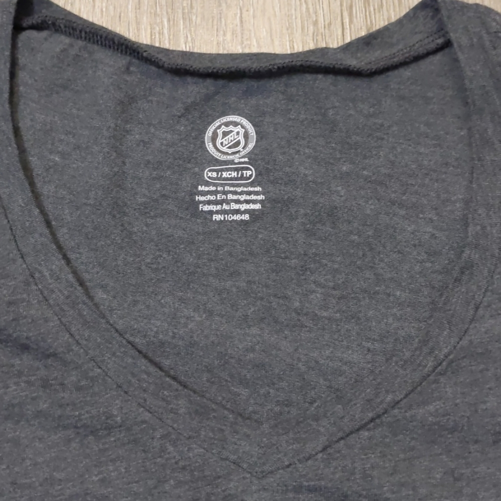 Women's NHL Hurricanes Tee - Picture 2 of 2